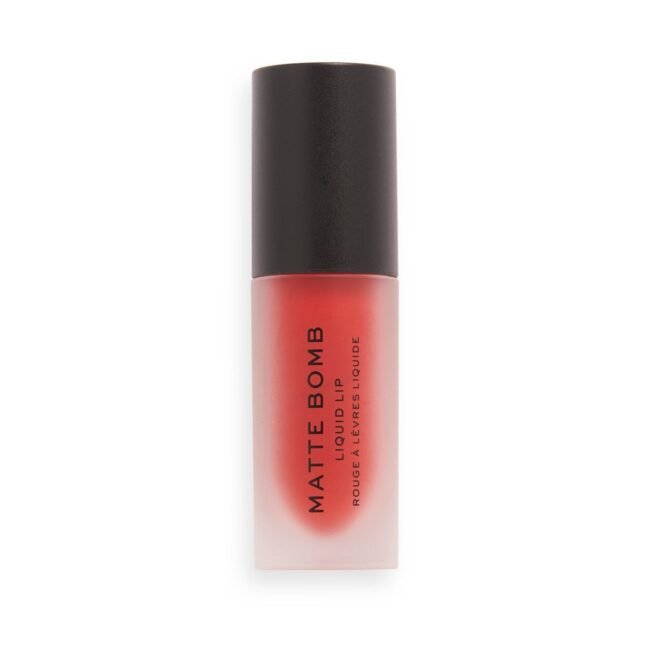 MakeupRevolutionMatteBombLiquidLipstickLureRed_71cacdc0-9db6-478c-892e-a74442f4b4c0-1.jpg