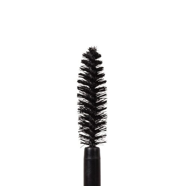 Mascara-Volume-Wand-Close-Up-_Web_1800x1800_1cbca0ef-ceb4-4e0b-bf27-2e3439de0e7f.jpg