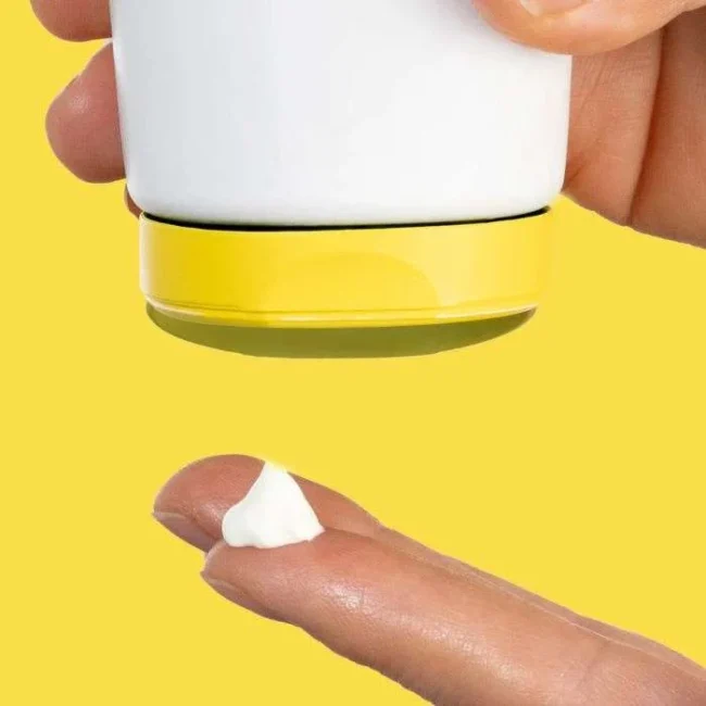 cerave-cerave-lait-solaire-invisible-hydratant-75-ml-cremes-solaires-1.webp