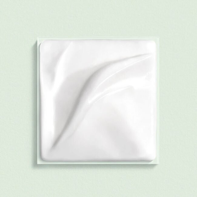 texture-demaquillant-lait-1.jpg