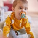 7-Carrousel-SUCETTE-ORTHO-6-18M-BOY-PENG-TURT-SCF080-07-1.jpg