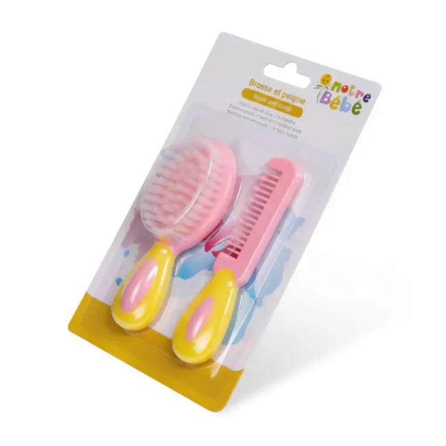 Notre-Bebe-Brosse-Peigne.webp